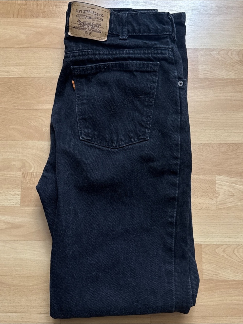 Vintage 90s Orange Tab Levi’s 619 Size 33x34
